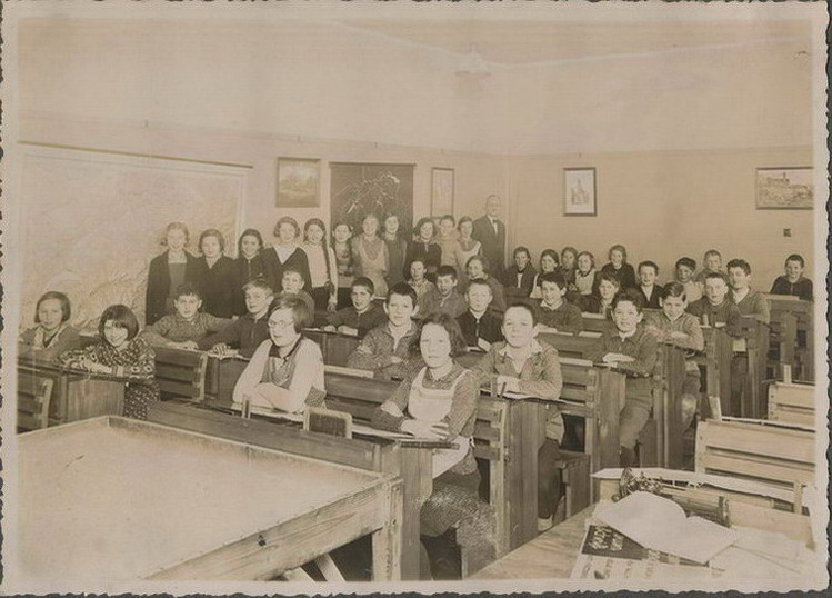 Klasse Lehrer Füeg 1934/35